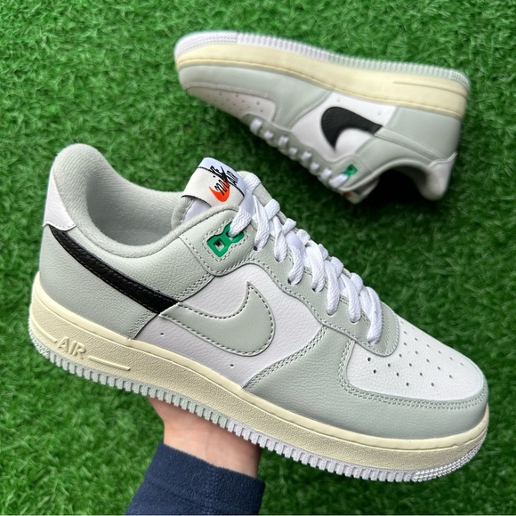 Nike Air Force 1 ‘07 Lv8 Light Silver / Black - Picture 5 of 14